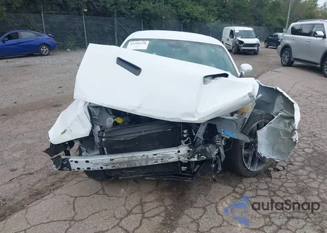 2023 Dodge Challenger Sxt z USA, uszkodzony, nr VIN 2C3CDZAG3PH596975